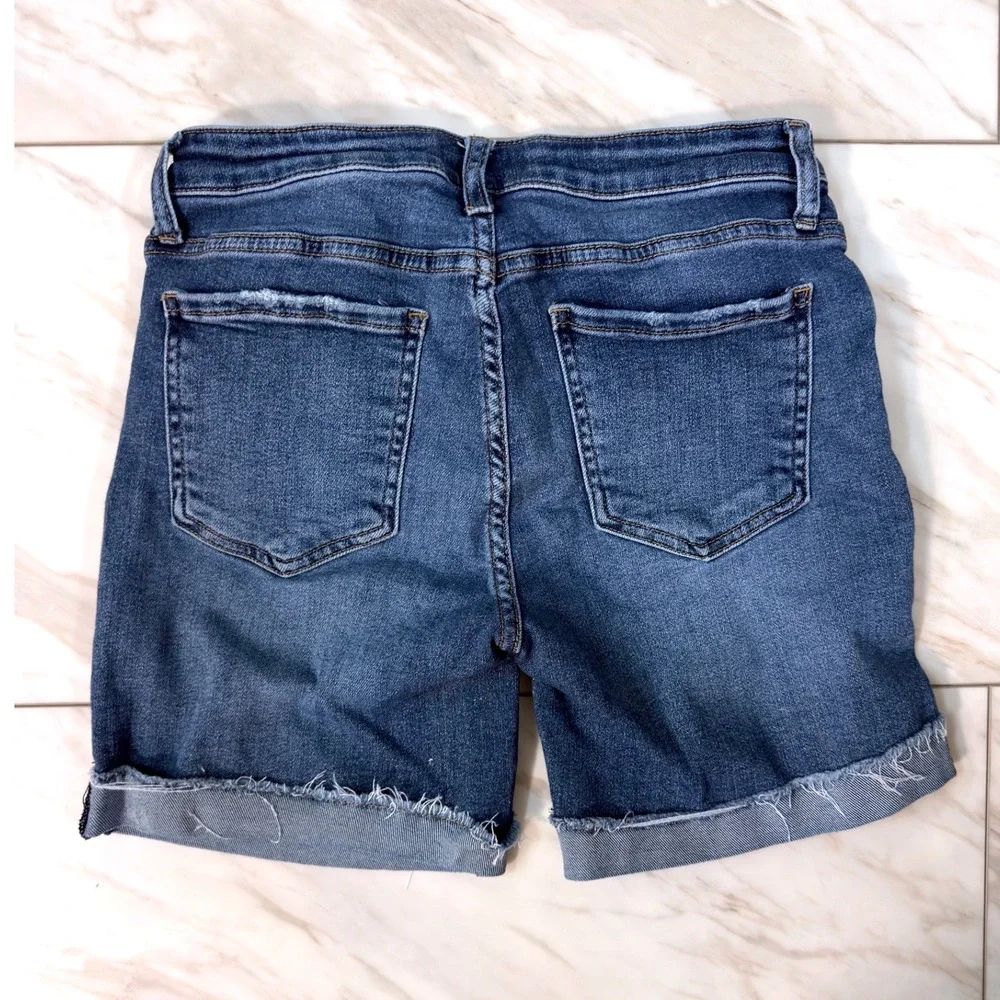 Kut from the Kloth Catherine Boyfriend Shorts Blue Denim Distressed Size 4 - Picture 3 of 7